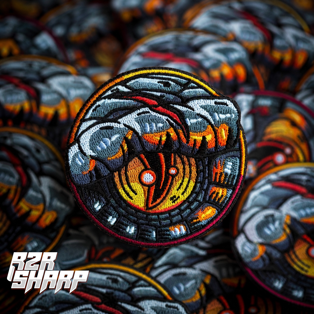 Untamed Eyes - Serpent